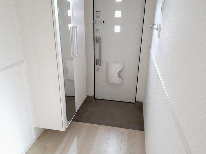 岐阜県可児市川合(アパート)の賃貸物件の玄関