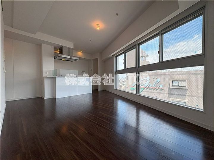 レジディア笹塚IIの居間