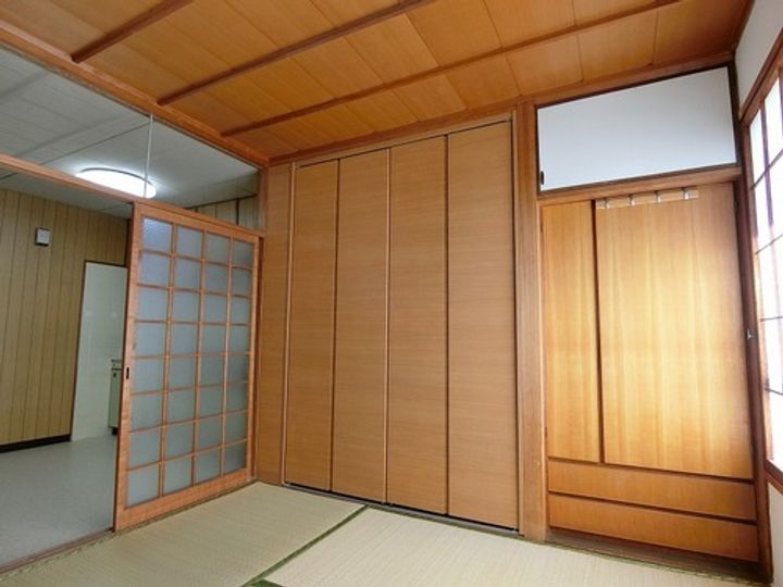 労住協第5ビルの内装