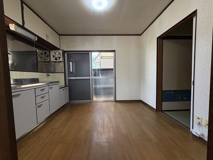 岐阜県岐阜市岩崎(一戸建)の賃貸物件の居間
