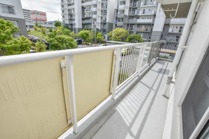 UR南花台の内装
