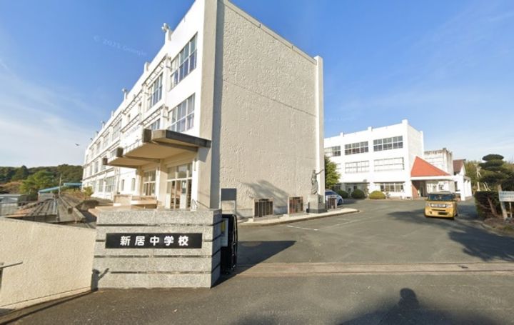 コーポサンライズの周辺