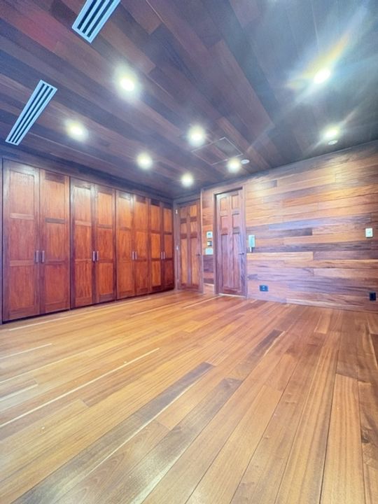 ホーマットロイヤルの内装