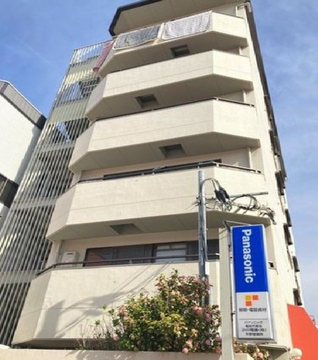 ファミリア元町の外観