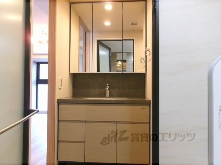 レ・ジェイド京都東洞院の内装