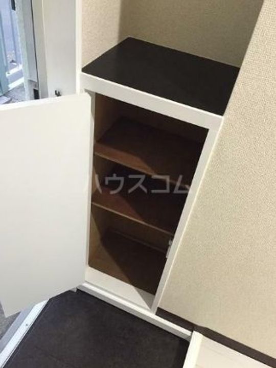 スカイパル鈴金の内装