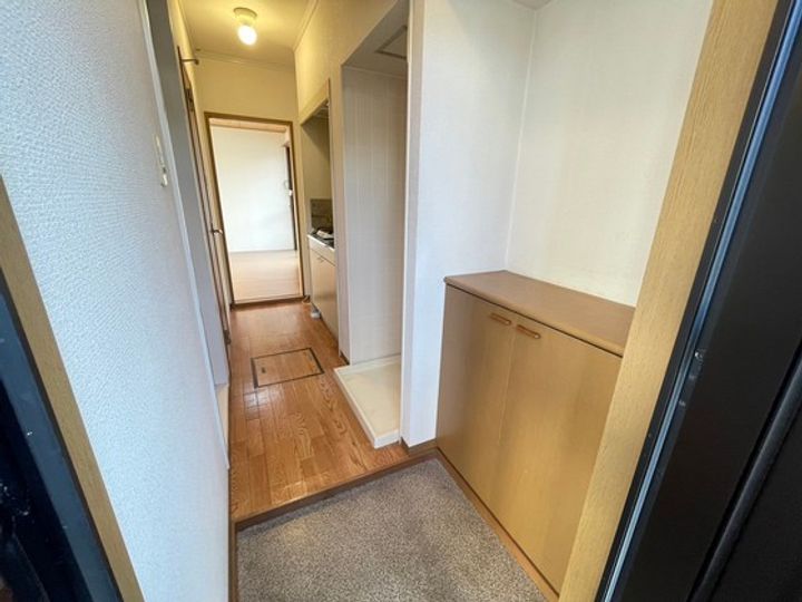 メゾンIIの玄関