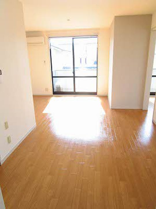 広島県福山市手城町3(アパート)の賃貸物件の居間