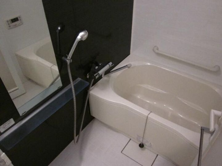 ブランシュエールの風呂