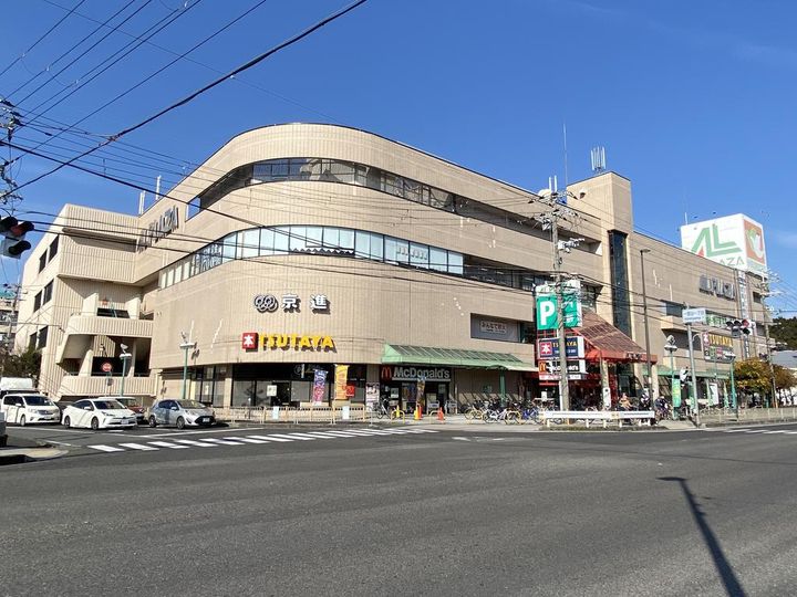 クローバーハイツ IIIの周辺
