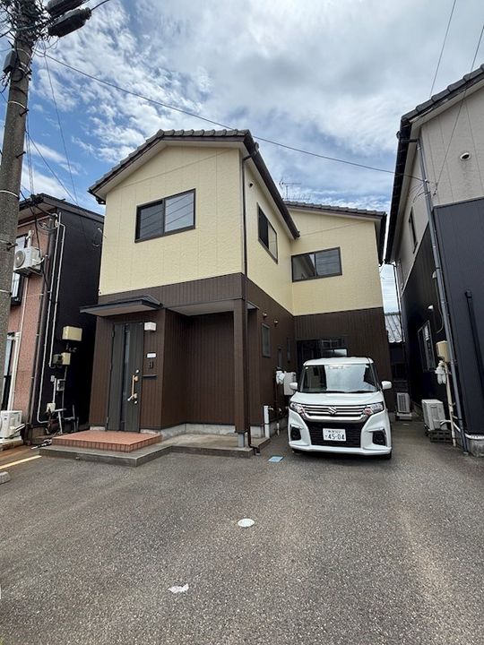 新潟県新潟市中央区近江2(一戸建)の賃貸物件の外観