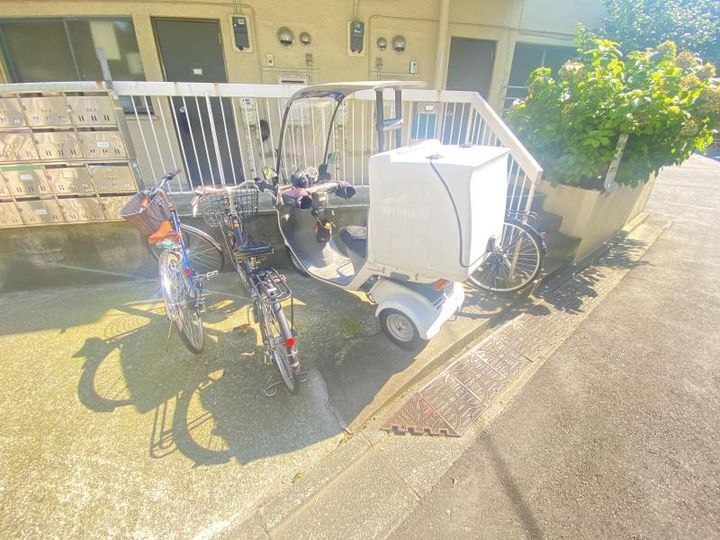 魚地マンションの地図