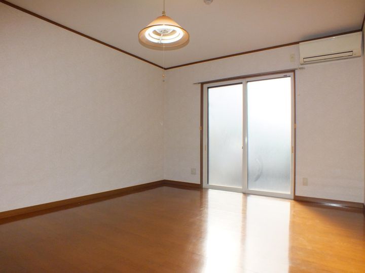 コーポ金谷Bの居間