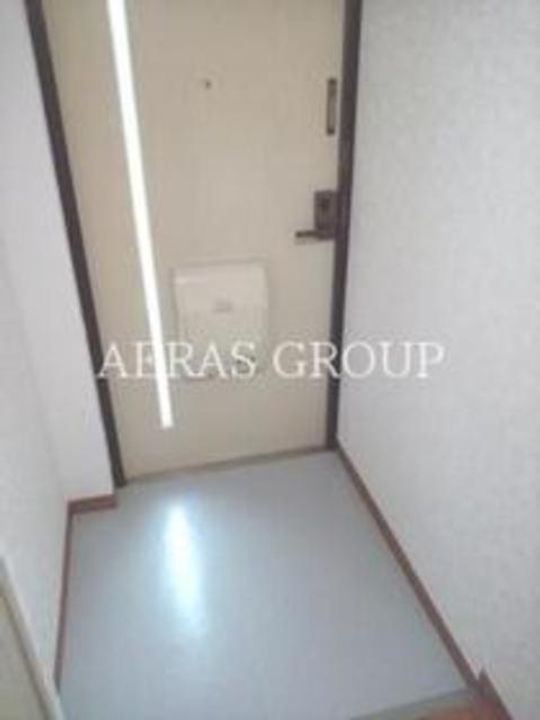 ライオンズマンション調布 B棟の玄関