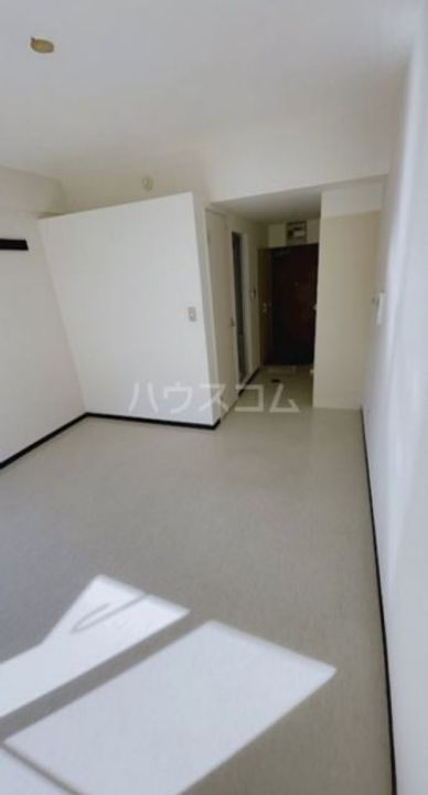 アメニティコウヤマ第8ガーデンの居間