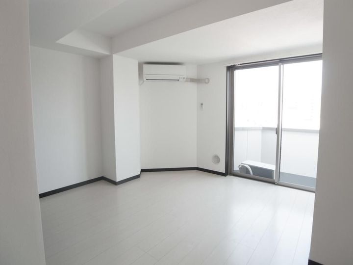 AQUAS Will 浅草の居間