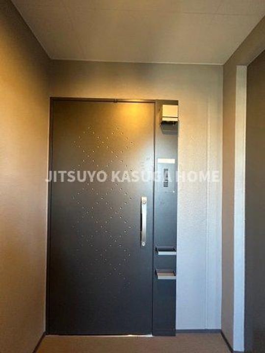 グランカーサ本駒込の玄関