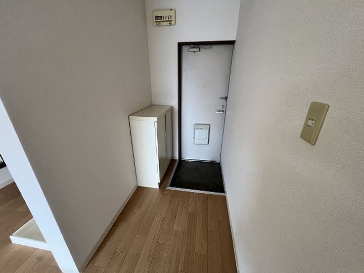 スカイハイツの玄関