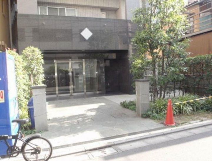 アーバイル三田慶大前の地図