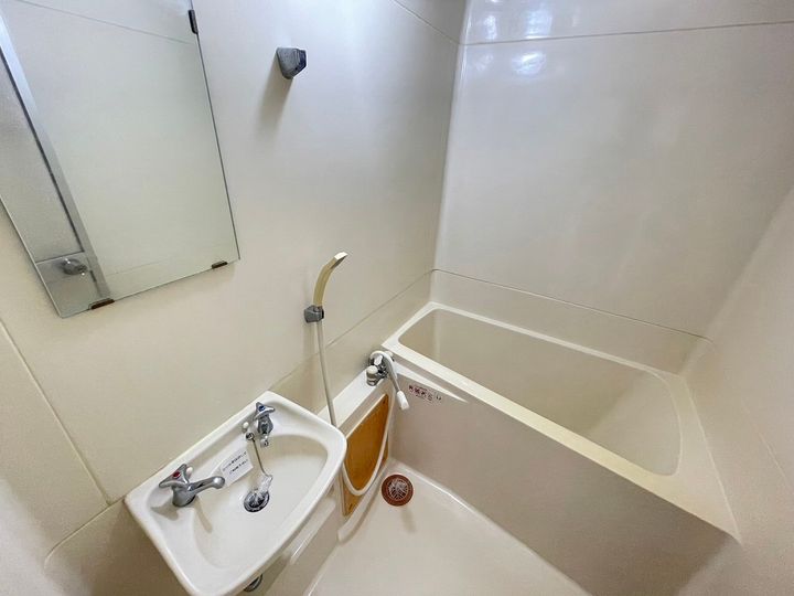 メゾンホワイト Bの風呂