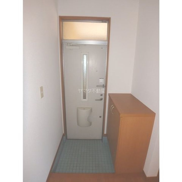 井草ハイツCの玄関