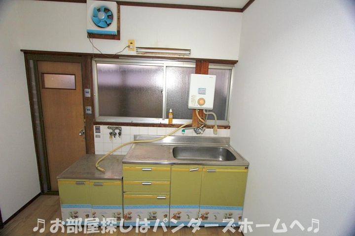大阪府枚方市楠葉並木1(一戸建)の賃貸物件のキッチン