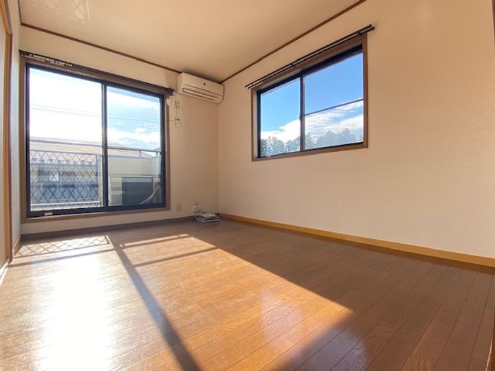 ボルベールBの居間