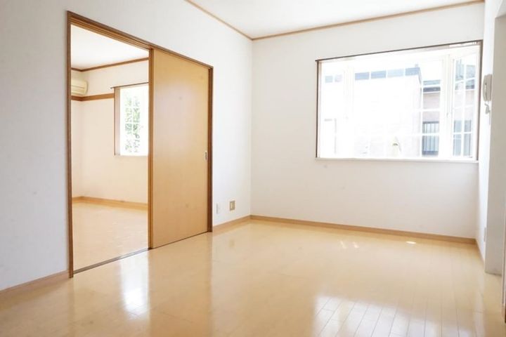 ステップ元山の内装