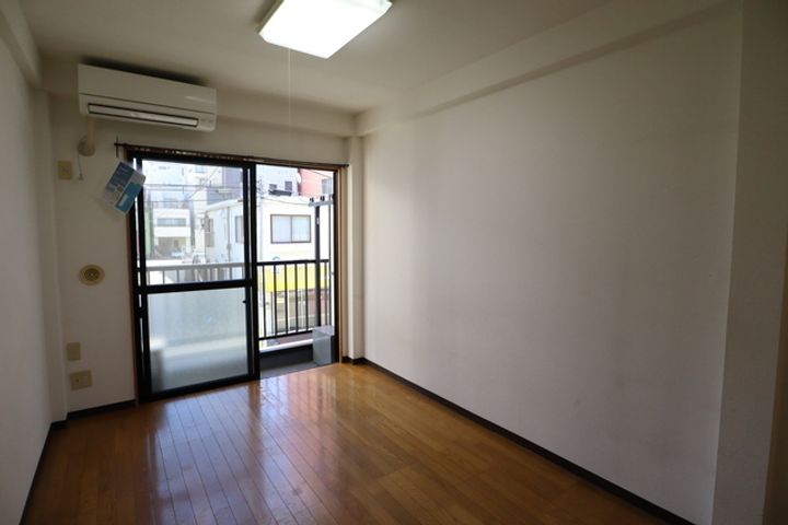 DRホームズ本所吾妻橋の居間