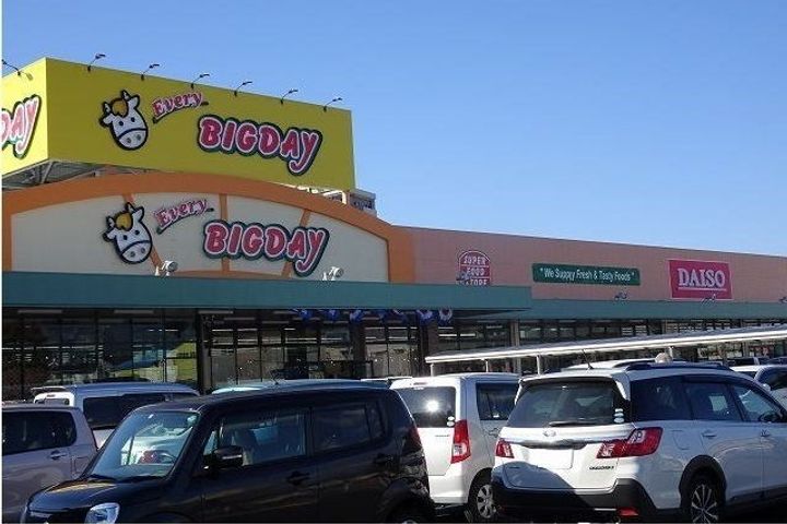 サンビレッヂの周辺