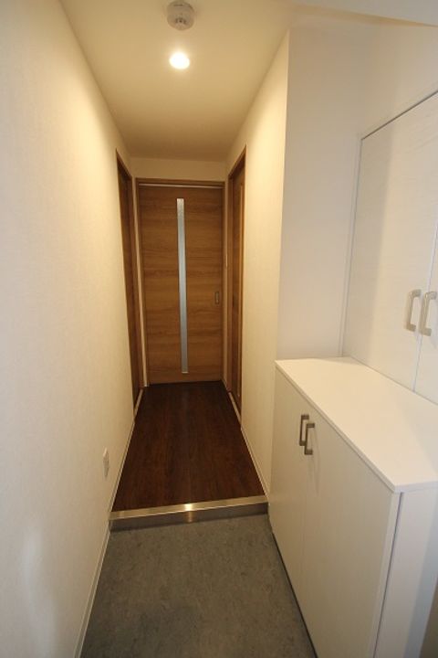 ベルトゥール東口の玄関
