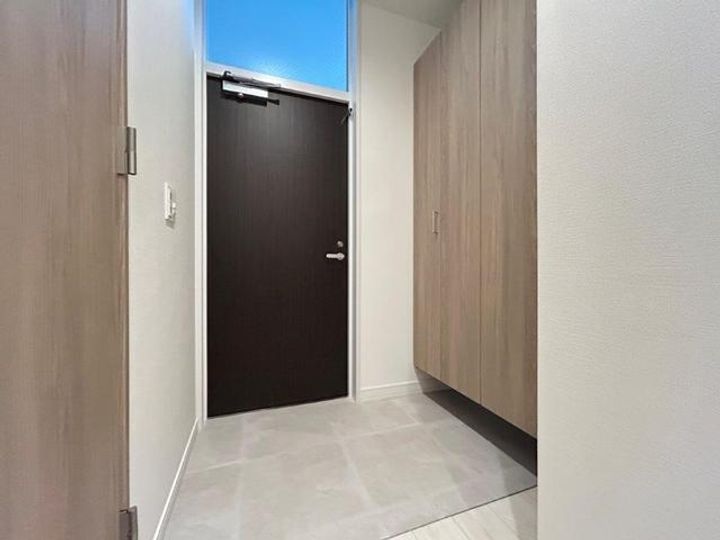 埼玉県さいたま市北区土呂町1(マンション)の賃貸物件の玄関