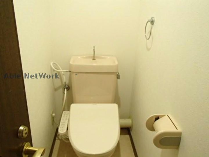 オーシャン50日進駅前の内装