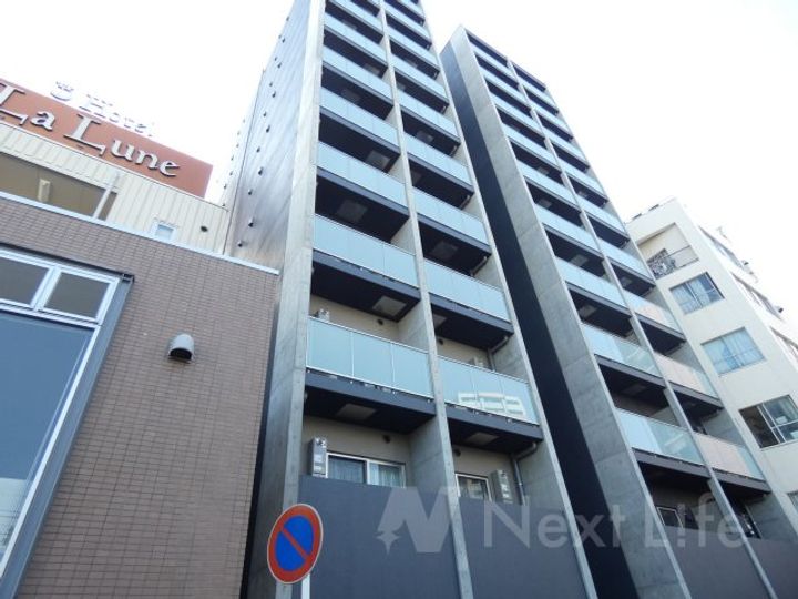 スパシエ横浜アルトの外観