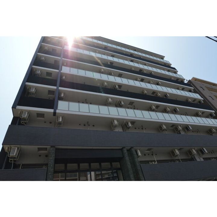 エステムコート新大阪XIIIニスタの外観