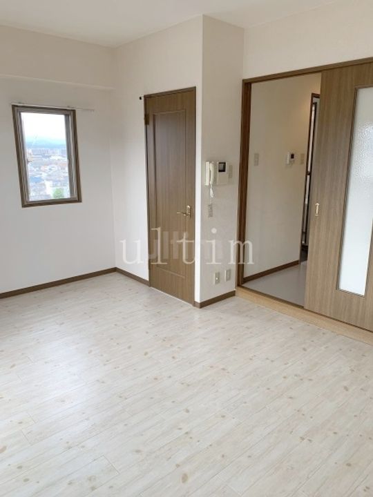 ハーモニアス西大路の居間