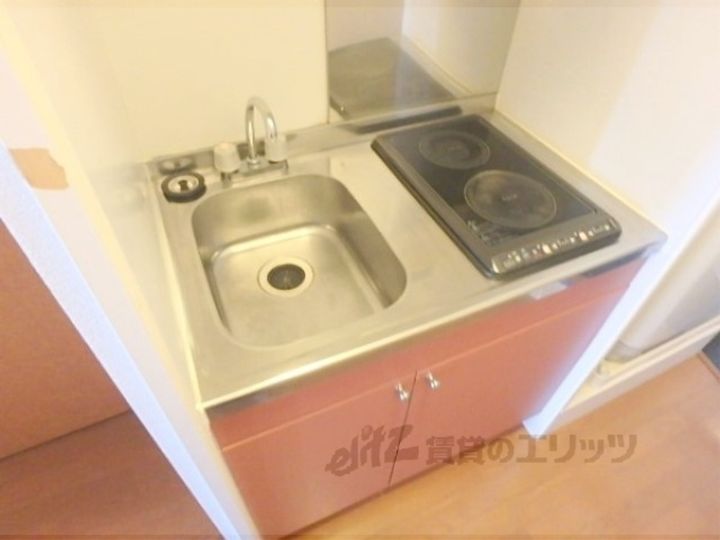 レオパレスマメゾンのキッチン