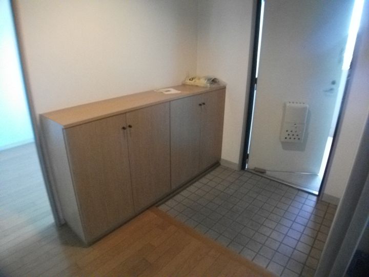 スタシオンの玄関