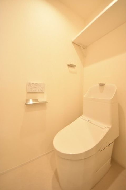 EDIT文京護国寺の内装