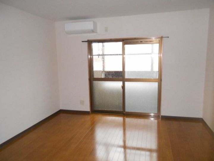 プレジールの居間