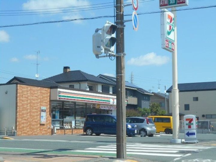 プレジールの周辺