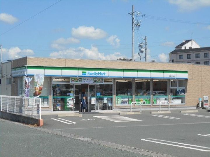 プレジールの周辺