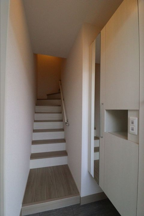 クレール C棟の玄関