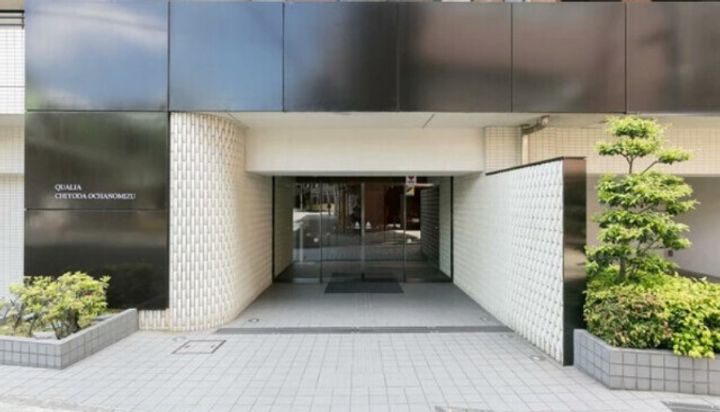 東京都千代田区外神田2(マンション)の賃貸物件の地図