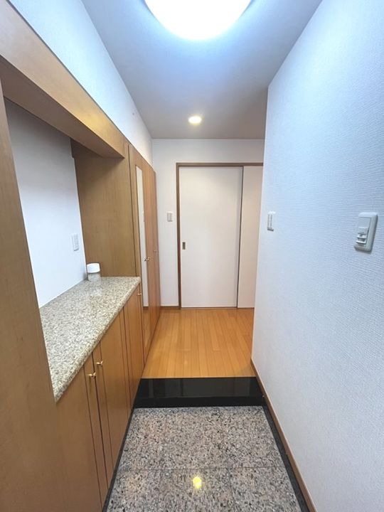 オークランドヒルズ門司港の玄関