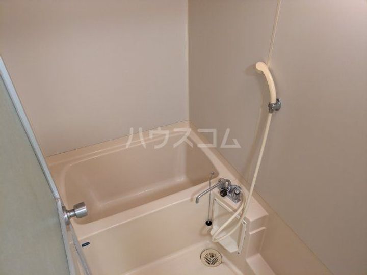 ルルド・タカハラの風呂