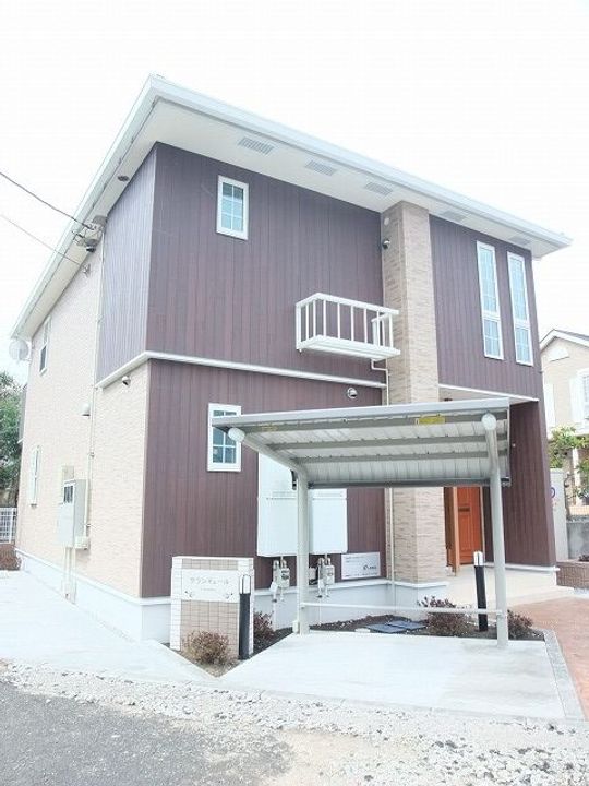 グランデュールの外観