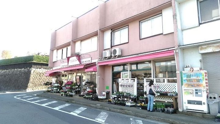 リヴェールA棟の周辺