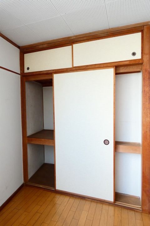 五島町林田ビルの内装