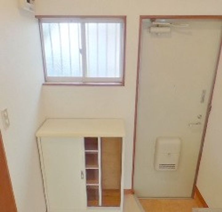 東京都練馬区小竹町1(アパート)の賃貸物件の玄関